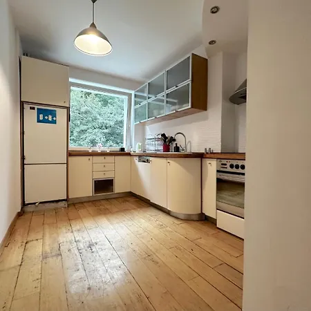 Pansiyon Surf - 5 Minutes To Molo & Seaside *