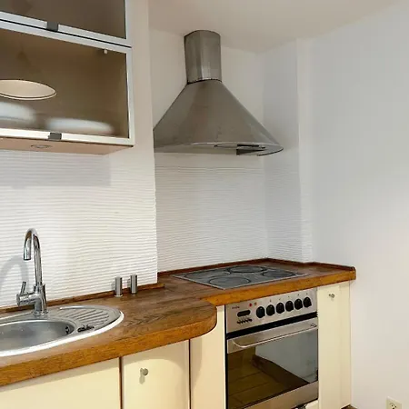 Surf - 5 Minutes To Molo & Seaside Homestay Sopot