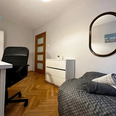 Homestay Surf - 5 Minutes To Molo & Seaside Sopot