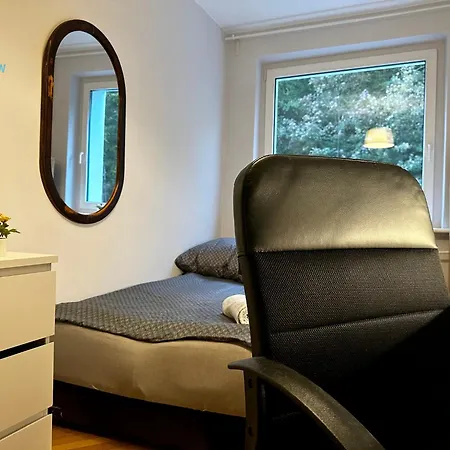 Surf - 5 Minutes To Molo & Seaside Homestay Sopot